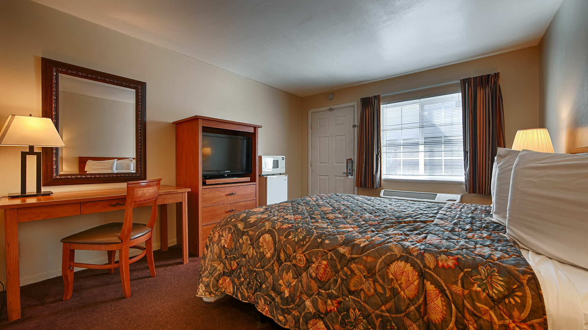 Travelodge By Wyndham Eugene Downtown/University Of Oregon Exterior foto